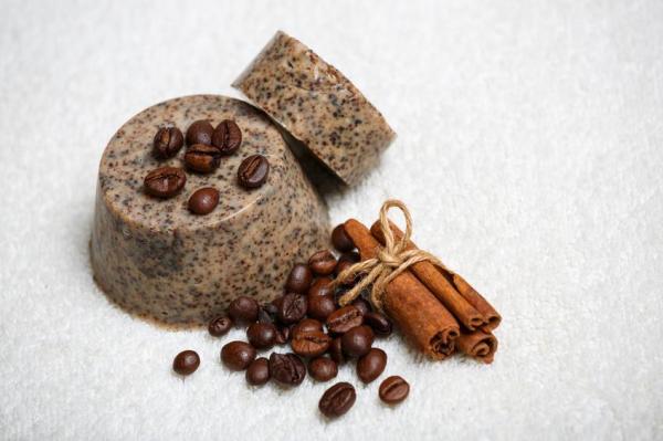 Como fazer sabão esfoliante de café