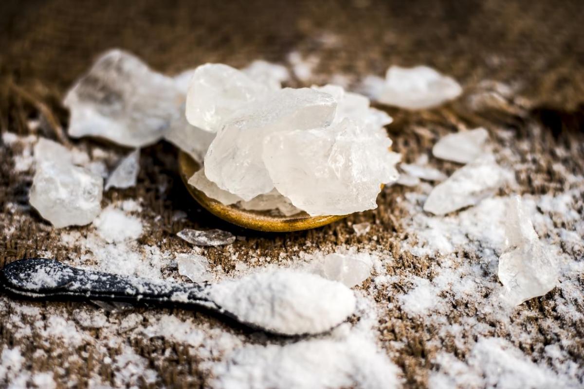 Para que serve a pedra hume