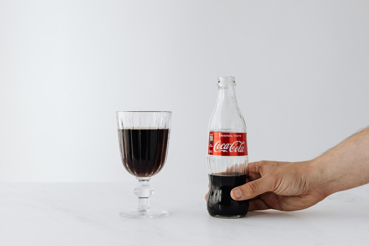 Como manter o gás da Coca-Cola
