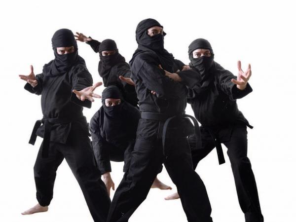 Como fazer uma fantasia caseira de ninja para o Carnaval