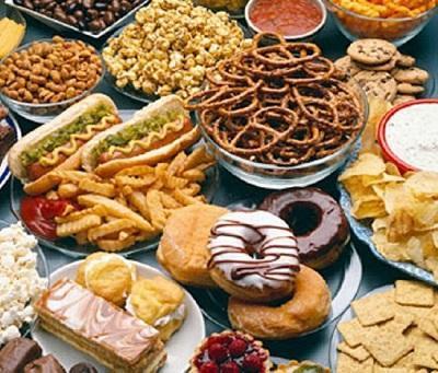 Por que tenho azia - Por que tenho azia: comer certos alimentos