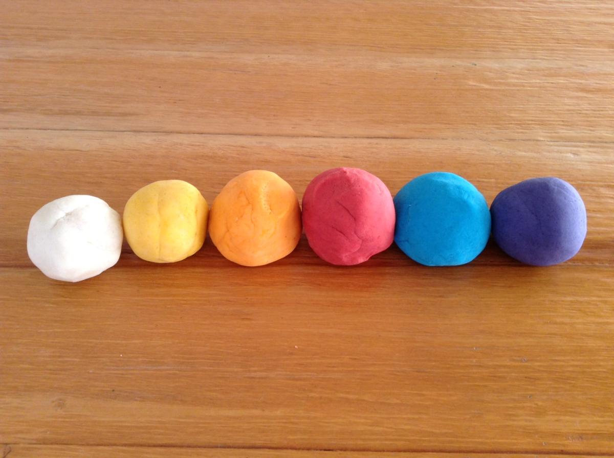 Como fazer massinha caseira