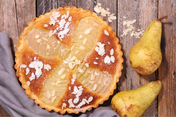 Sobremesas com frutas - Torta de pera e amêndoas