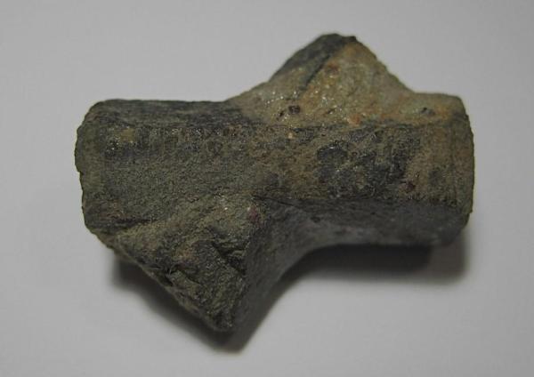 Nomes de pedras pretas - A estaurolita