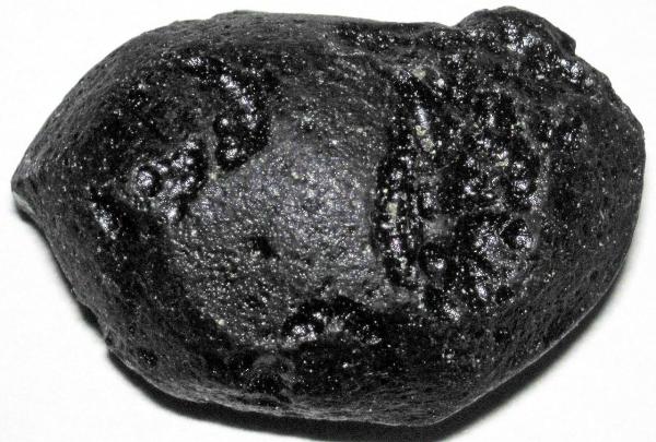 Nomes de pedras pretas - A tectita
