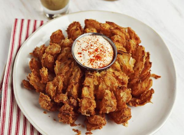 Como fazer cebola do Outback