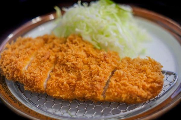 Gastronomia japonesa: os pratos que de você deve provar - Tonkatsu