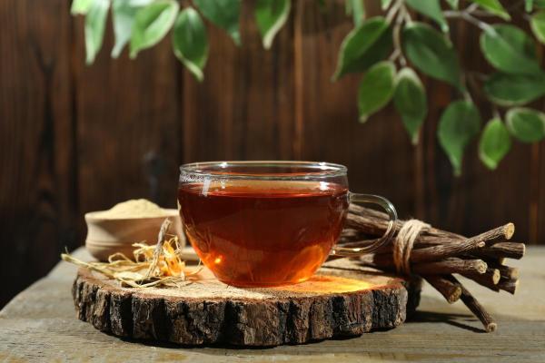 Como substituir o café - Chá de alcaçuz