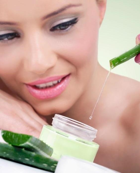 Como fazer uma máscara facial com aloe vera