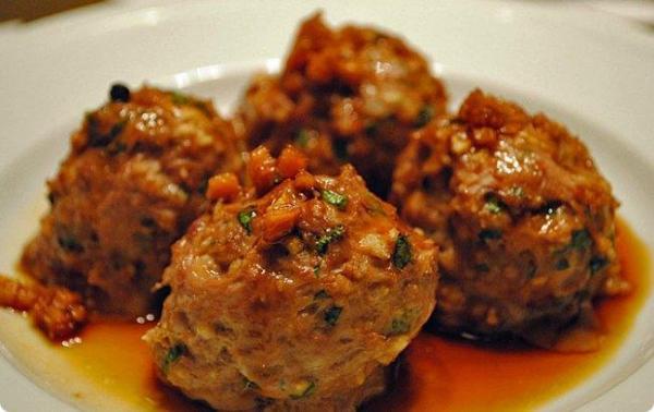 Como fazer almôndegas de soja com vegetais