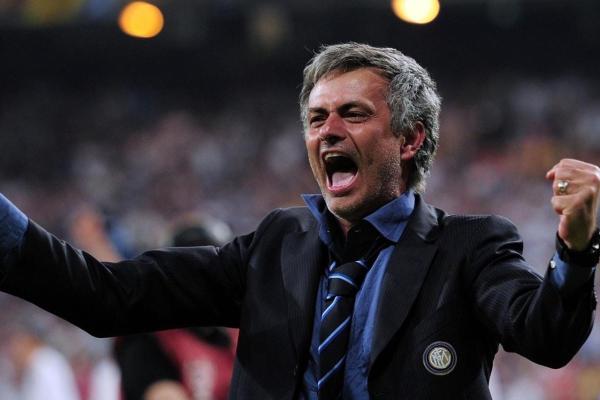 Técnicos com mais títulos - José Mourinho