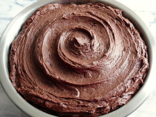 Como fazer bolo de Ferrero Rocher - Passo 3