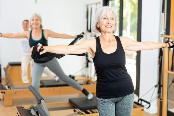 Tipos de pilates: conheça as modalidades e escolha a melhor para você - Pilates funcional