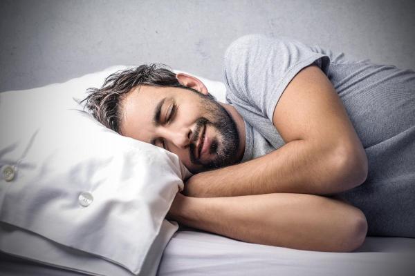 Como dormir no calor - Durma com gelo