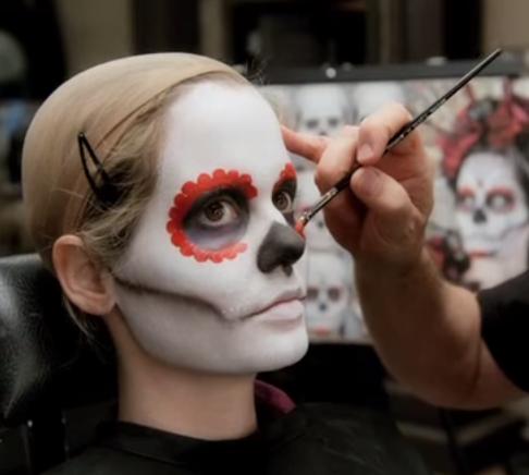 Como pintar o rosto para o Halloween - Passo 7