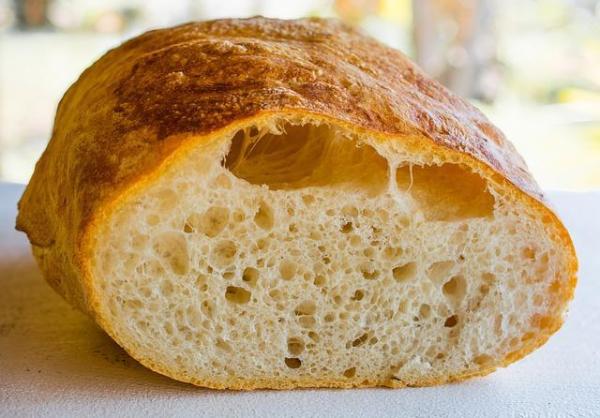 O que fazer se o arroz queimar - O que fazer se o arroz queimar: fatias de pão