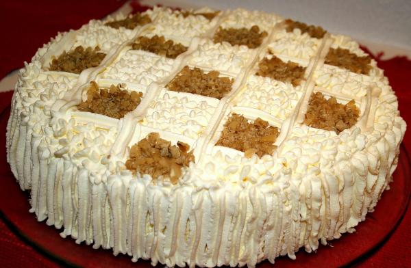 Como fazer bolo de nozes recheado - Passo 9