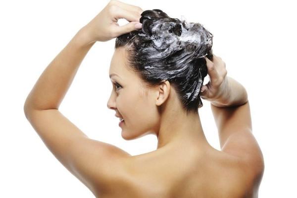 Como fazer shampoo de babosa caseiro - Shampoo de babosa e óleo de jojoba