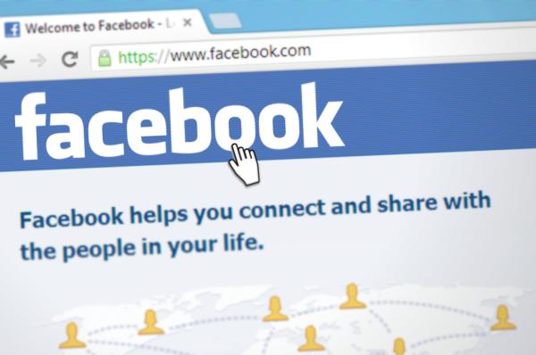 Como entrar em contato com o Facebook