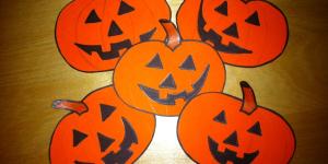 Como fazer pequenas abóboras para decorar a sua festa de Halloween