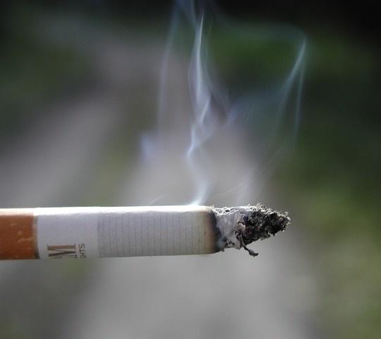 Como tratar queimaduras de cigarro