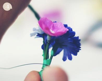 Como fazer uma tiara de flores - Passo 7