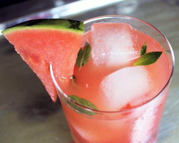 Como fazer um mojito de melancia - Passo 6