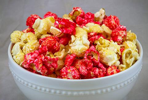 Como fazer pipoca doce colorida - Passo 5