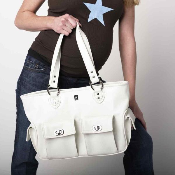 Como limpar uma bolsa branca