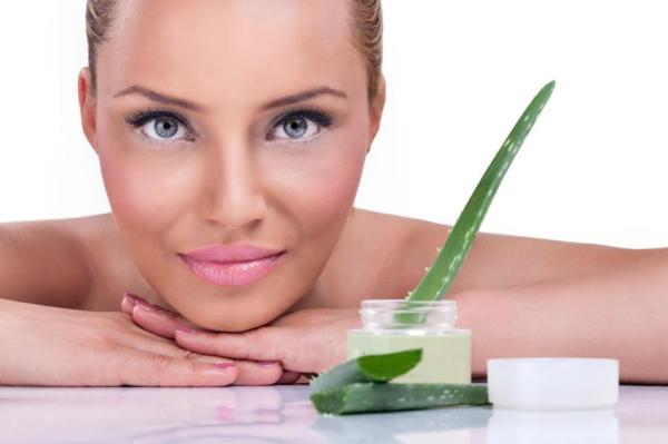 Quanto tempo demora para sobrancelha crescer? - Aloe vera para sobrancelhas