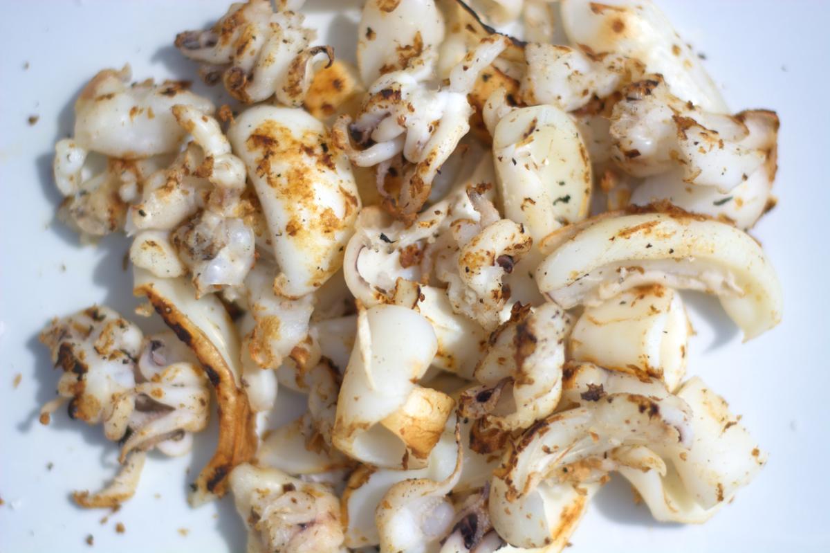 Como fazer chocos grelhados