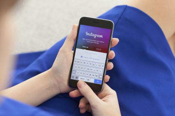 Como entrar em contato com o Instagram - 3 caminhos simples