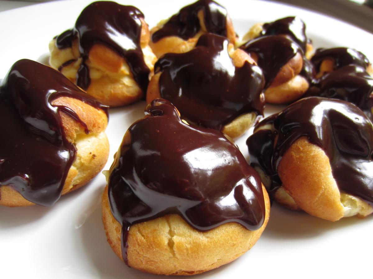 Como fazer profiteroles
