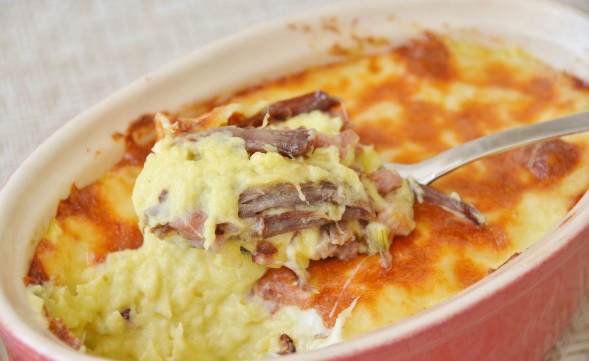 Como fazer escondidinho de carne seca