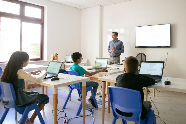 Brincadeiras para o primeiro dia de aula