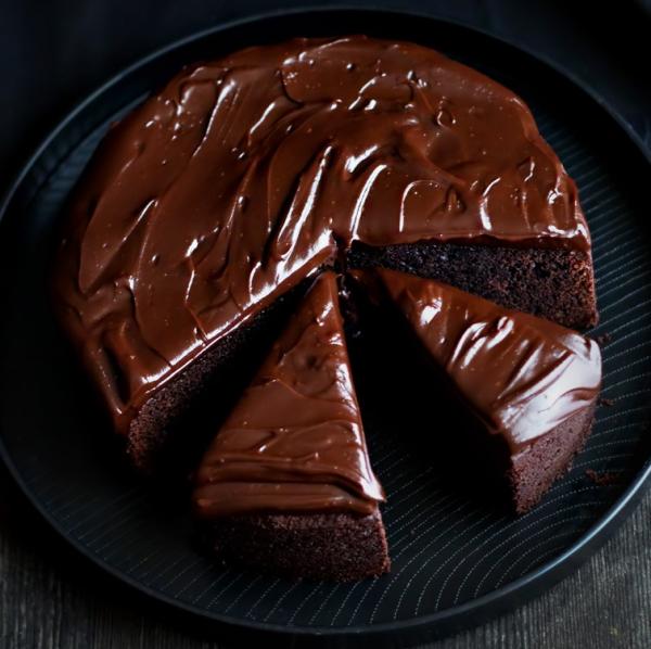 Como fazer bolo de chocolate de liquidificador