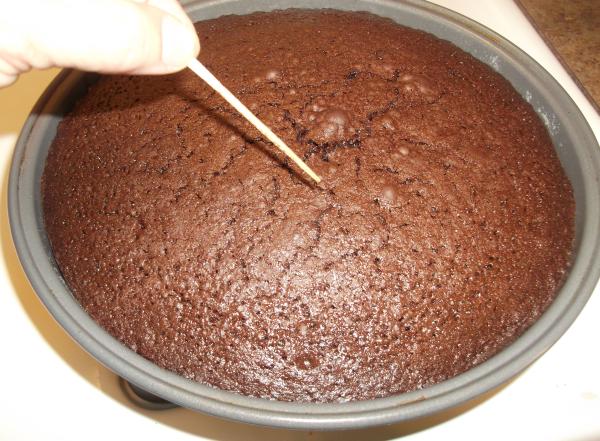 Como fazer bolo de chocolate de liquidificador - Passo 2