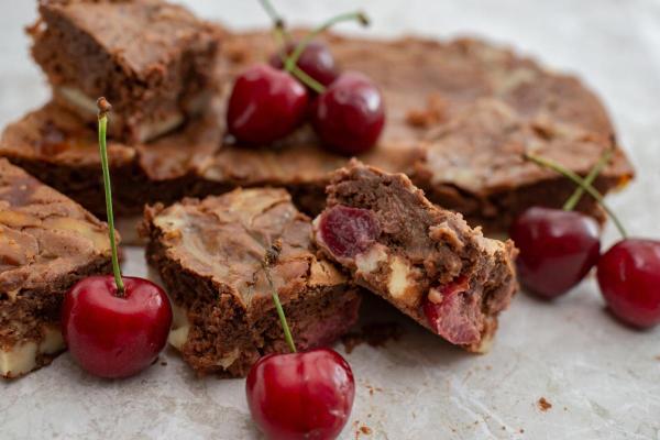 Sobremesas com cereja: as melhores receitas - Brownie de cereja