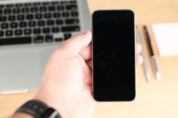 Como resfriar o celular - Deixe-o sem uso por alguns minutos