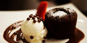 Como fazer petit gâteau no micro-ondas