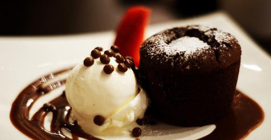 Como fazer petit gâteau no micro-ondas