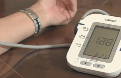 Como medir corretamente a pressão arterial com aparelho digital