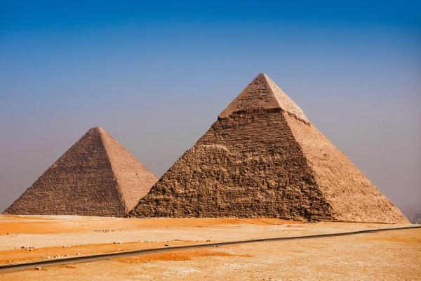Curiosidades das pirâmides do Egito - Ninguém sabe ao certo quem construiu as pirâmides do Egito