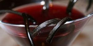 Como fazer bebidas de vodka para o Halloween