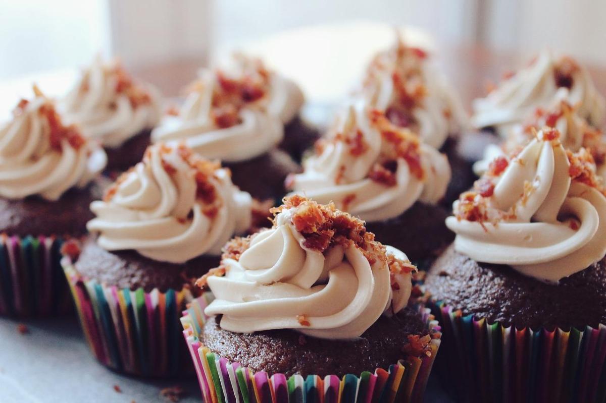Como fazer cupcakes no micro-ondas