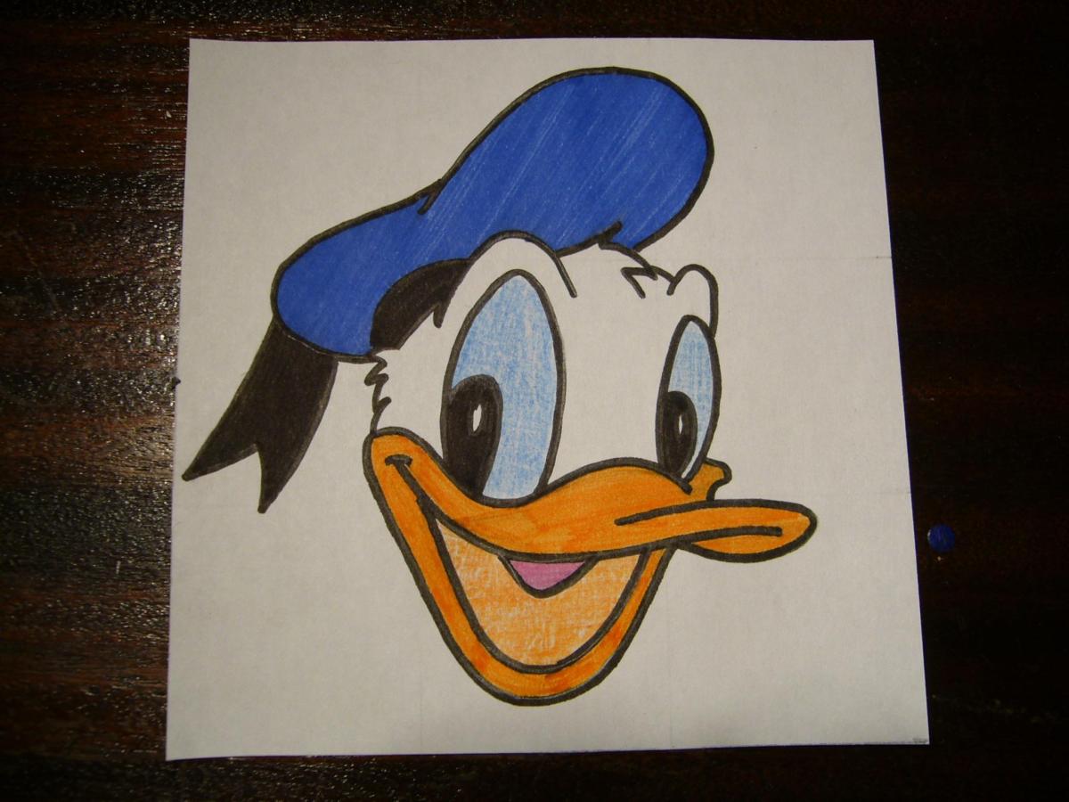 Como desenhar a cara do Pato Donald