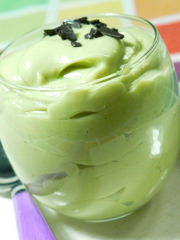 10 receitas de sobremesas prontas em 10 minutos - Creme de abacate