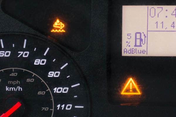 AdBlue: o que é, para que serve e como funciona - O que acontece com um carro se ele ficar sem AdBlue?