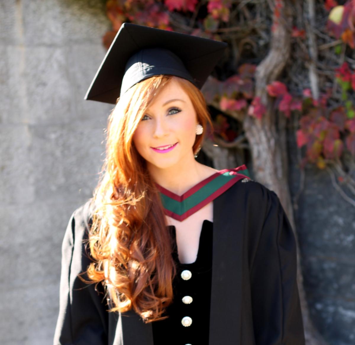 Penteados com chapéu de formatura