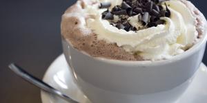 Como fazer chocolate quente